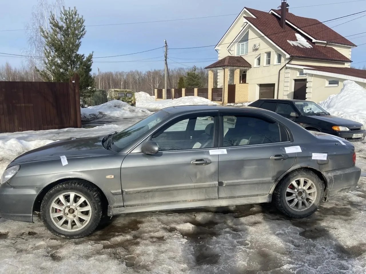 а/м Hyundai Sonata серого цвета